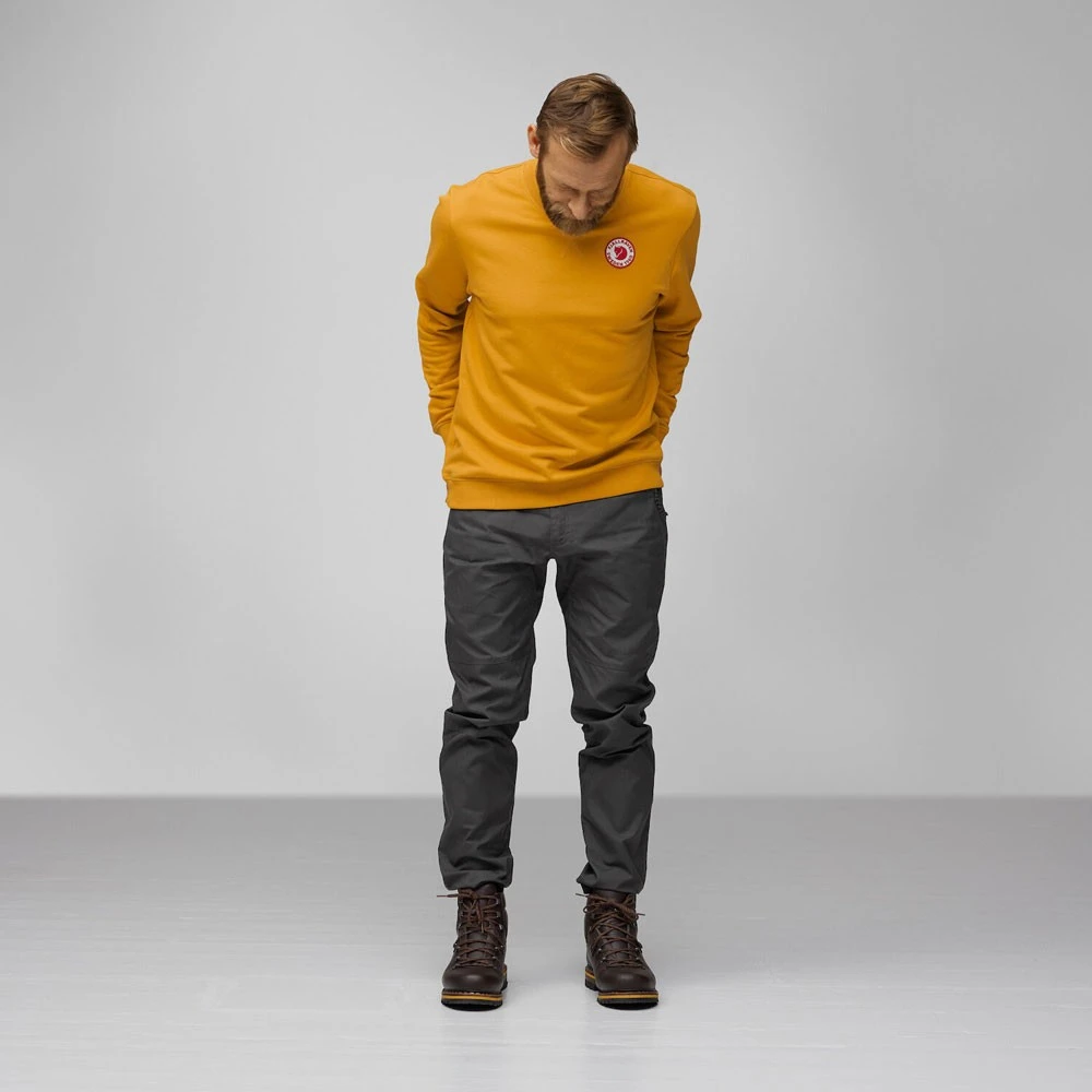 FJÄLLRÄVEN Pullover 1960 Logo Badge Sweater M Für Herren 555 - Dark Navy XS Pullover 1960 Logo Badge Sweater M Für Herren 5 FJÄLLRÄVEN Pullover 1960 Logo Badge Sweater M Für Herren 555 - Dark Navy XS Pullover 1960 Logo Badge Sweater M Für Herren – Bild 3