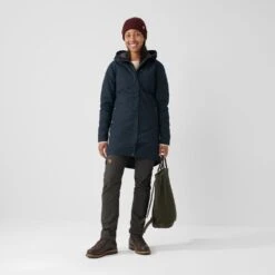 FJÄLLRÄVEN Kiruna Damen Parka, Gefüttert 050 - Basalt XL Kiruna Damen Parka, Gefüttert -Angebote Abenteuer Set Store Kiruna Padded Parka W 89644 555 C MODEL FJR 1280x1280