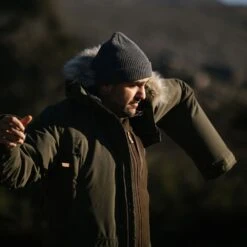 FJÄLLRÄVEN Nuuk Lite Parka M Herren 555 - Dark Navy XS Nuuk Lite Parka M Herren -Angebote Abenteuer Set Store Nuuk Lite Parka M 8715816 1280x1280