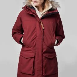 FJÄLLRÄVEN Nuuk Lite Parka W Damen 662 - Deep Forest XS Nuuk Lite Parka W Damen -Angebote Abenteuer Set Store Nuuk Lite Parka W 871618 1280x1280