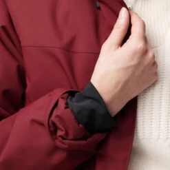 FJÄLLRÄVEN Nuuk Lite Parka W Damen 662 - Deep Forest XS Nuuk Lite Parka W Damen -Angebote Abenteuer Set Store Nuuk Lite Parka W 871619 1280x1280