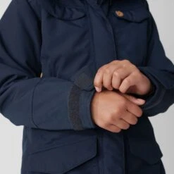 FJÄLLRÄVEN Nuuk Damen Parka 550 - Black M Nuuk Damen Parka -Angebote Abenteuer Set Store Nuuk Parka W 86369 555 I DETAIL FJR 1280x1280