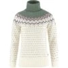 FJÄLLRÄVEN Övik Knit Roller Neck Damen Strick Rollkragen Pullover 113-614 - Chalk White-Patina Green XS Övik Knit Roller Neck Damen Strick Rollkragen Pullover