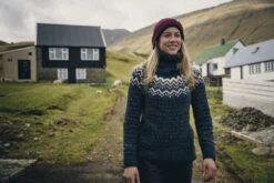 FJÄLLRÄVEN Övik Knit Roller Neck Damen Strick Rollkragen Pullover 113-614 - Chalk White-Patina Green XS Övik Knit Roller Neck Damen Strick Rollkragen Pullover -Angebote Abenteuer Set Store Ovik Knit Roller Neck W2 1280x1280