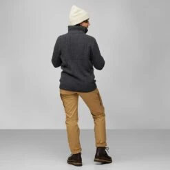 FJÄLLRÄVEN Övik Half Zip Knit W 113 - Chalk White XS Övik Half Zip Knit W -Angebote Abenteuer Set Store Ovik Half Zip Knit W 86993 030 D MODEL FJR 1280x1280