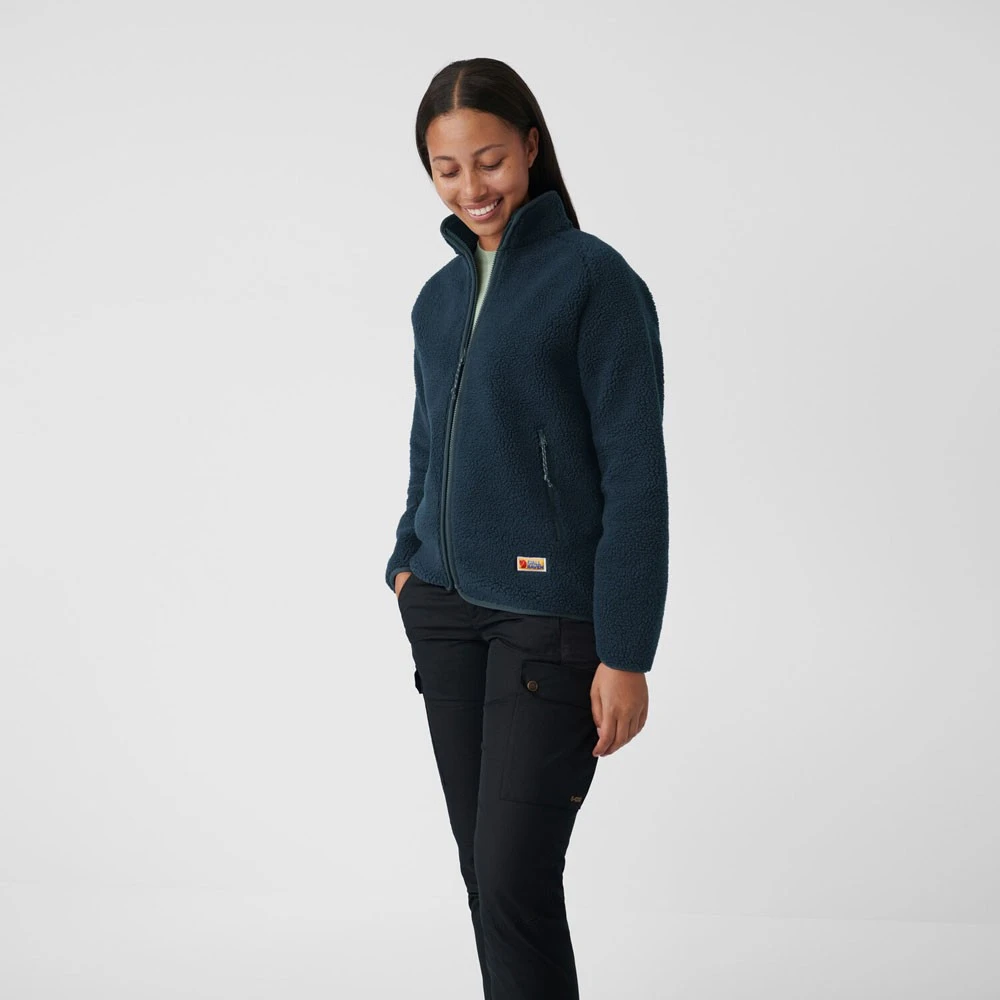 FJÄLLRÄVEN Vardag Pile Damen Fleece Jacke 560 - Navy XS Vardag Pile Damen Fleece Jacke 7 FJÄLLRÄVEN Vardag Pile Damen Fleece Jacke 560 - Navy XS Vardag Pile Damen Fleece Jacke – Bild 5
