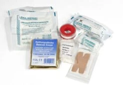 Ortlieb - First-Aid-Kit Medium - Mittelgroßes Verbandset - First-Aid-Kit Medium - Mittelgroßes Verbandset -Angebote Abenteuer Set Store ortlieb firstaidkit medium d1712 detail2eUzCDQ3hAl3N4 1280x1280