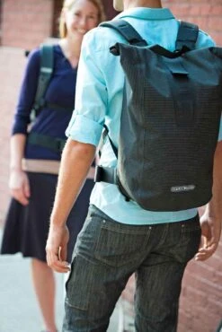 Ortlieb Velocity High Visibility Black-Reflective|24l Velocity High Visibility -Angebote Abenteuer Set Store velocity hv dsc 8417dcyJ2ibGul3w2 1280x1280